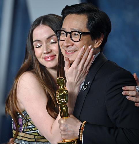 Ke Huy Quan & Ana de Armas